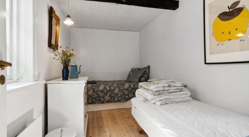 Photo of "Héléne" - 2.4km from the sea