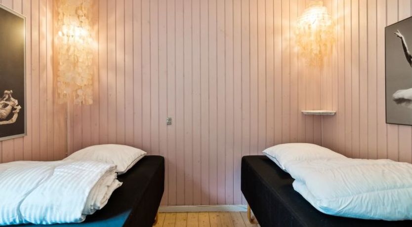 Photo of "Eirik" - 700m from the sea