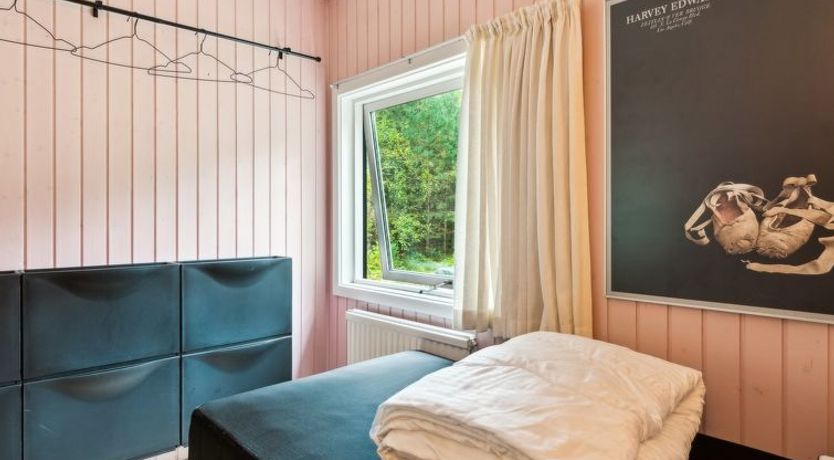 Photo of "Eirik" - 700m from the sea