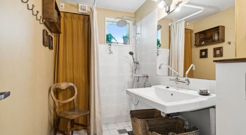 Photo of "Ivar" - 150m from the sea