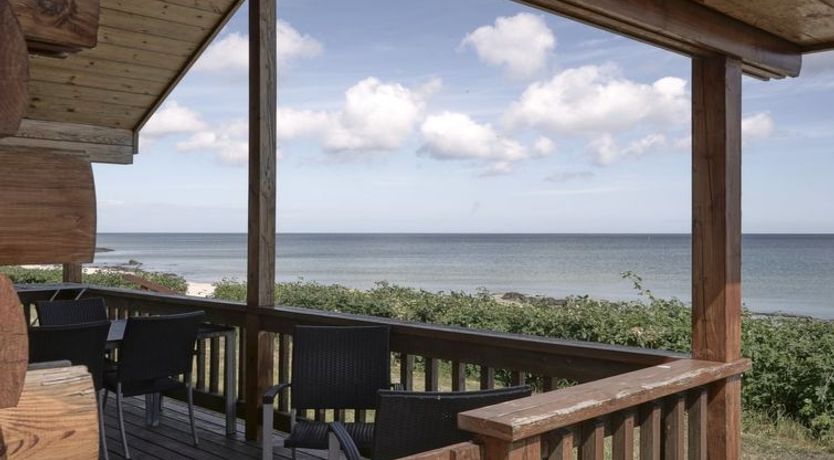 Photo of "Olina" - 10m from the sea