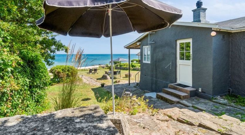 Photo of "Silke" - 10m from the sea