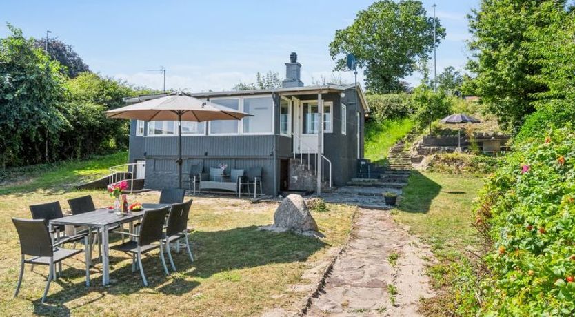 Photo of "Silke" - 10m from the sea