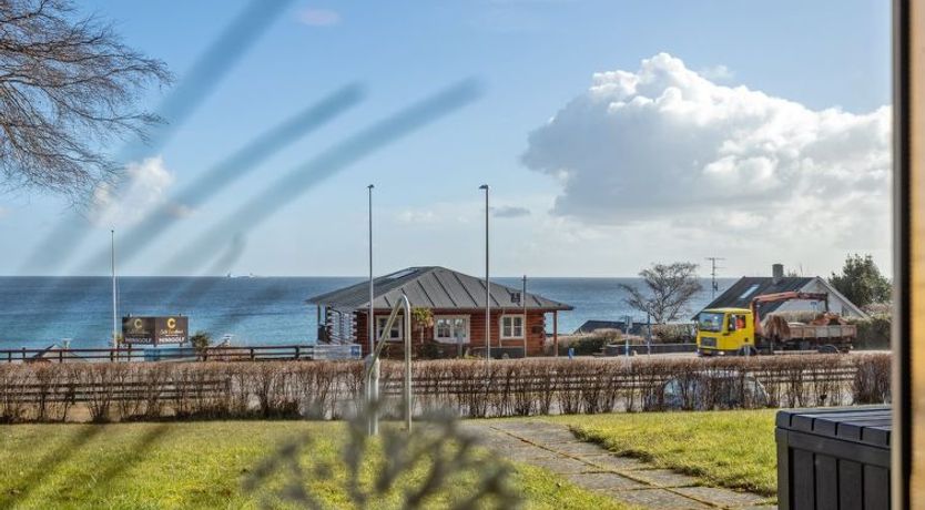 Photo of "Liselotta" - 75m from the sea