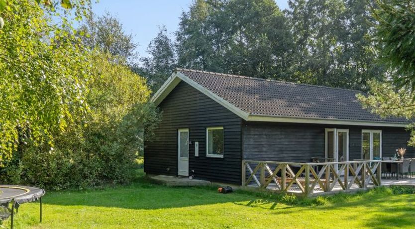 Photo of "Pietari" - 1.2km from the sea