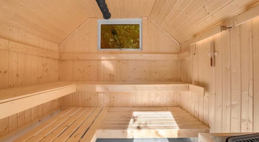 Photo of "Aleta" - 300m from the sea