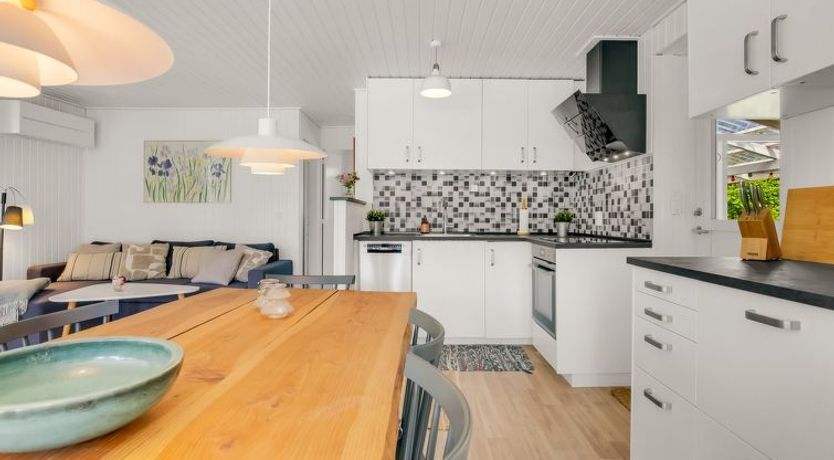 Photo of "Hendrina" - 500m from the sea