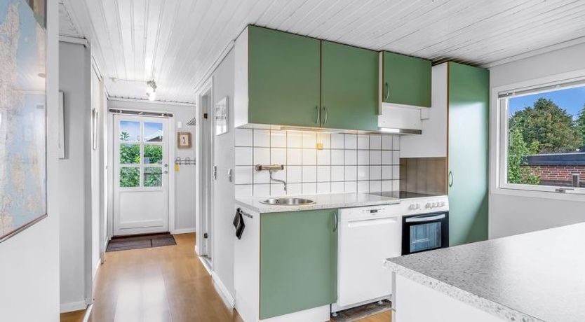 Photo of "Tenho" - 150m from the sea