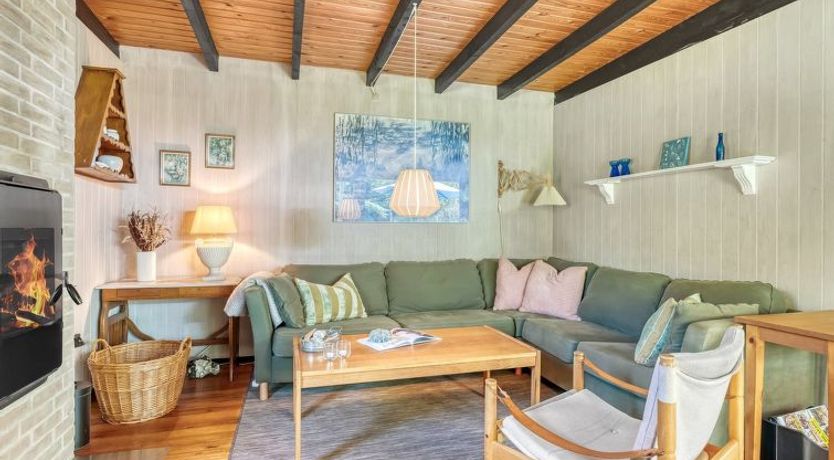 Photo of "Elkea" - 150m from the sea