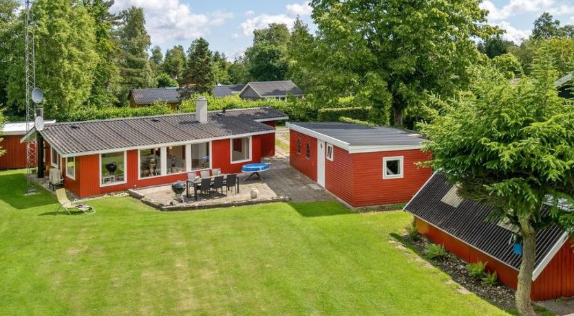 Photo of "Ilari" - 280m from the sea