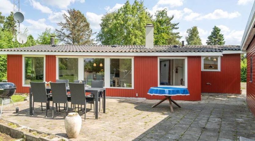 Photo of "Ilari" - 280m from the sea