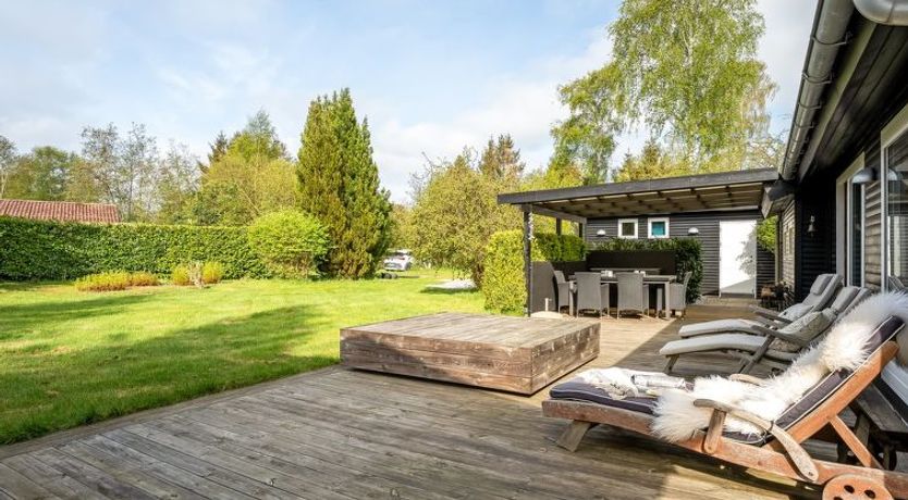 Photo of "Jula" - 290m from the sea