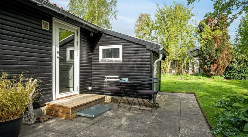 Photo of "Jula" - 290m from the sea