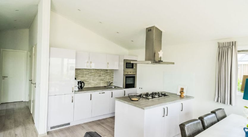 Photo of Pavilion Waterfront 6