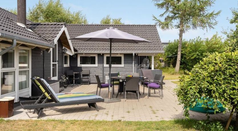 Photo of "Zelda" - 300m from the sea