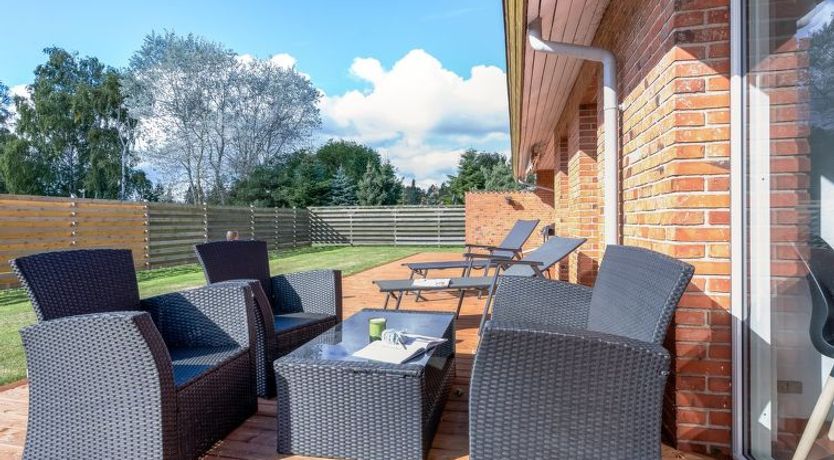 Photo of "Iara" - 500m from the sea