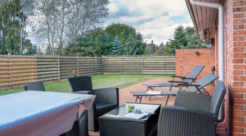 Photo of "Iara" - 500m from the sea