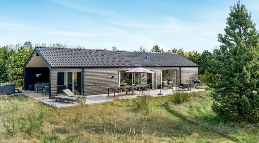 Photo of "Jale" - 900m from the sea