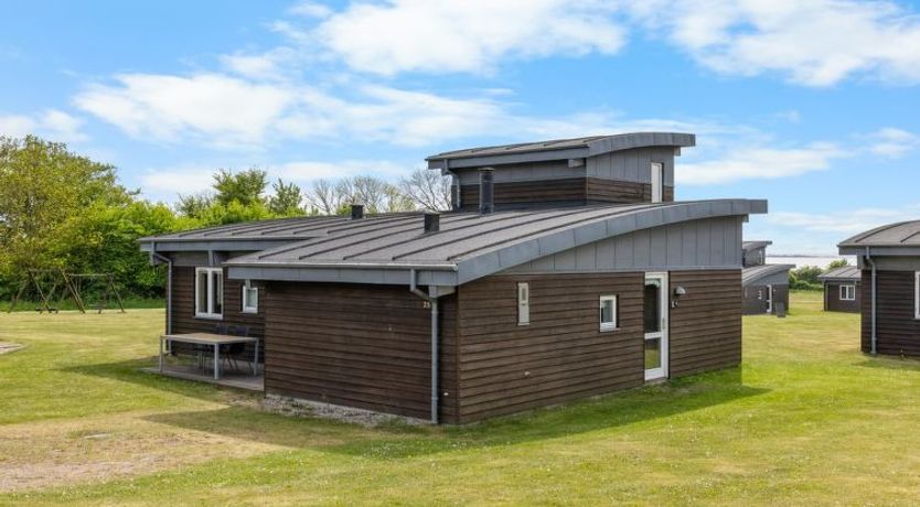 Photo of "Wilmar" - 380m from the sea