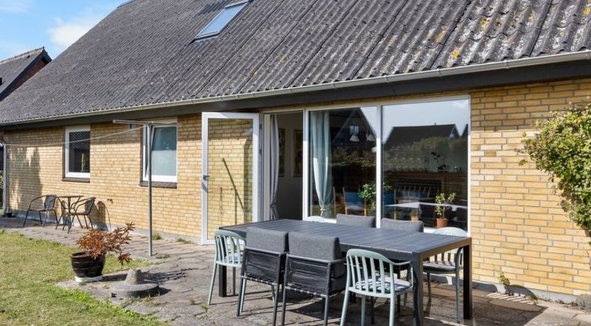 Photo of "Benedikt" - 150m from the sea