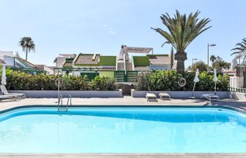 Casa Amarilla Begoña Holiday Home