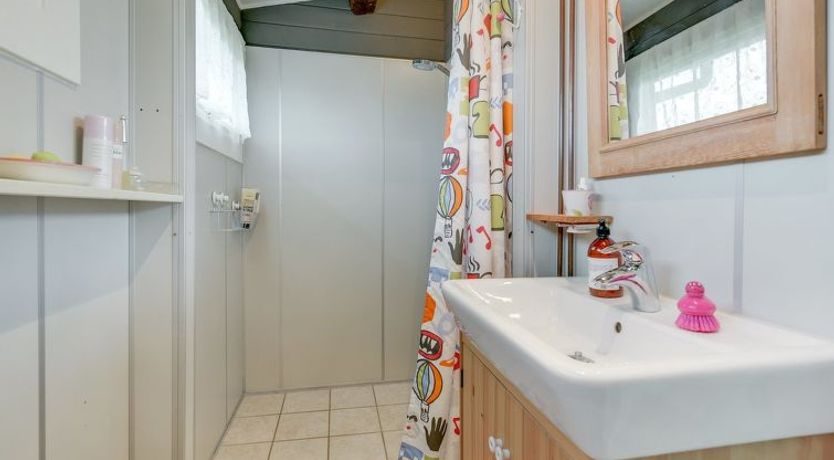 Photo of "Ylvie" - 150m from the sea