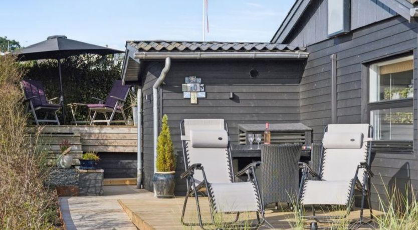 Photo of "Dagh" - 100m from the sea