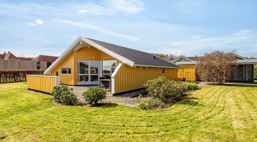 Photo of "Halla" - 250m from the sea