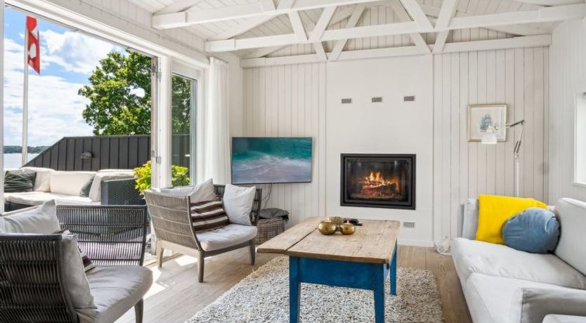 Photo of "Sten" - 30m from the sea