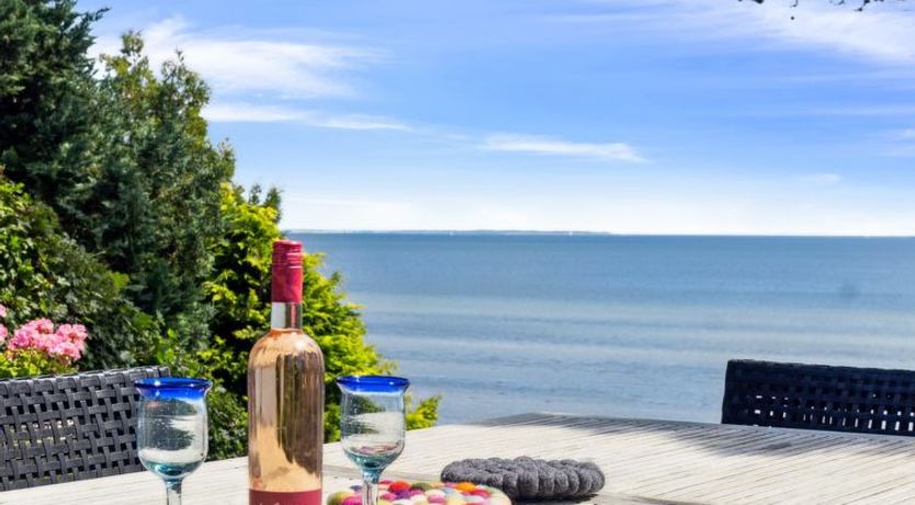 Photo of "Sten" - 30m from the sea