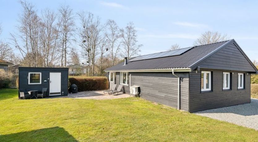 Photo of "Vemund" - 500m from the sea