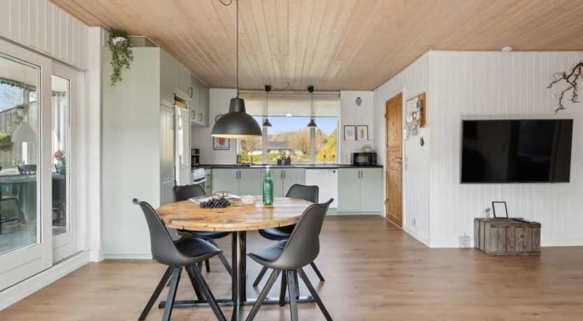 Photo of "Vemund" - 500m from the sea