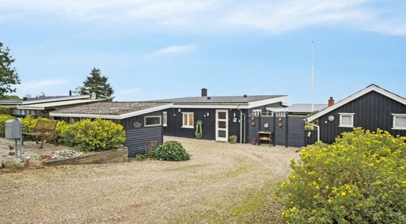 Photo of "Yngvy" - 500m from the sea