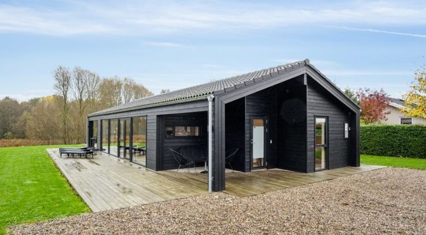 Photo of "Ehmi" - 750m from the sea