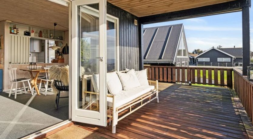 Photo of "Vanna" - 500m from the sea