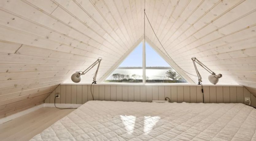 Photo of "Vanna" - 500m from the sea