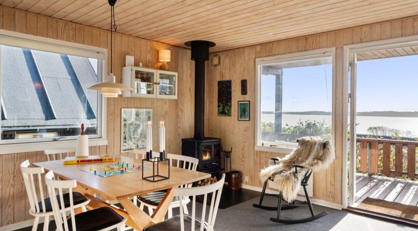 Photo of "Vanna" - 500m from the sea