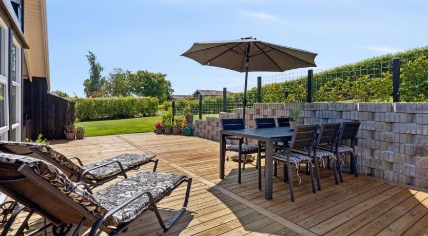 Photo of "Enida" - 350m to the fjord