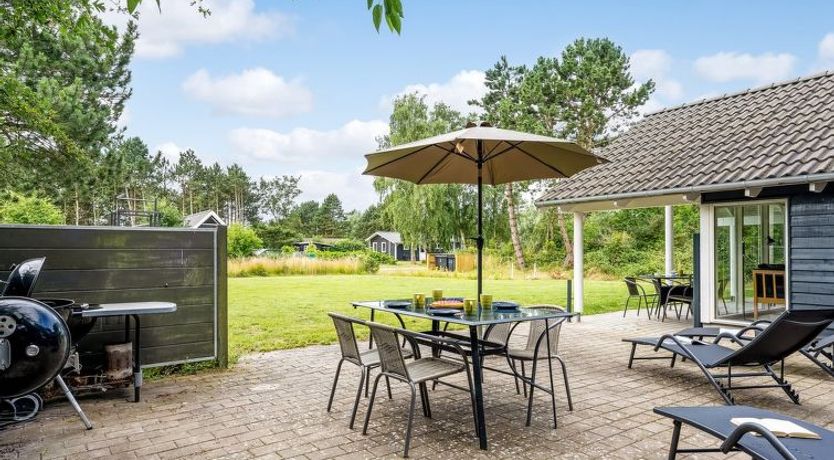 Photo of "Dorde" - 600m from the sea