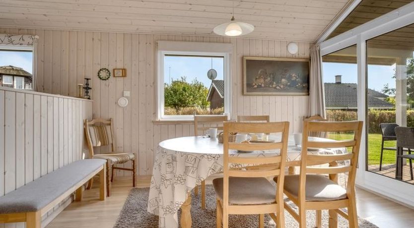 Photo of "Thala" - 35m from the sea