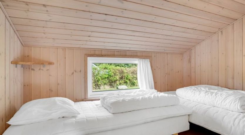 Photo of "Vincent" - 25m from the sea