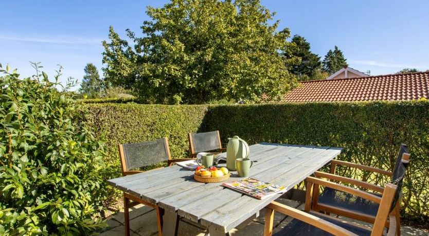 Photo of "Johanna" - 400m from the sea