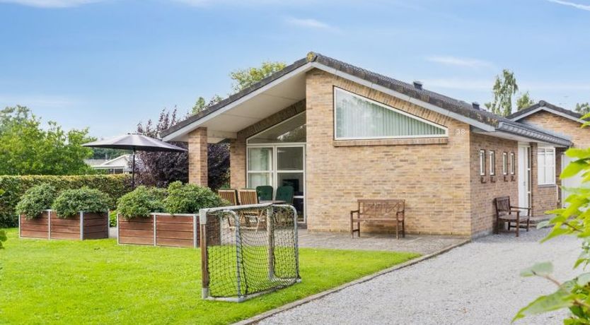 Photo of "Agneta" - 150m from the sea