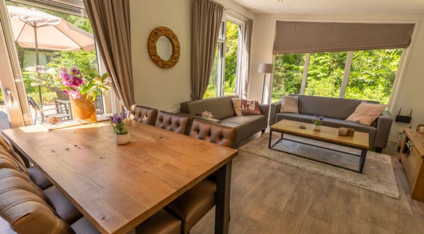 Photo of Pavilion 6 Holiday Home 11