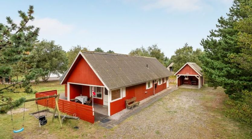 Photo of "Knud" - 2.5km from the sea