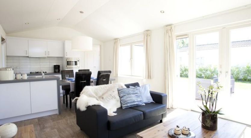 Photo of L'Avenir 6 Holiday Home 8