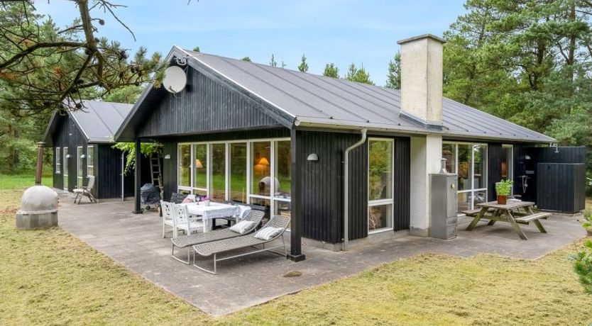 Photo of "Trena" - 1.2km to the fjord