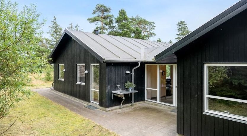 Photo of "Trena" - 1.2km to the fjord