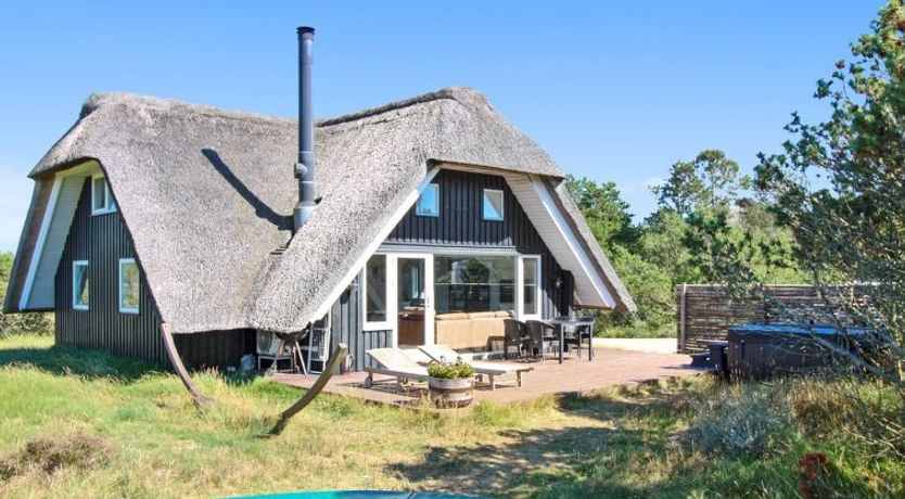 Photo of "Edvi" - 1.6km from the sea