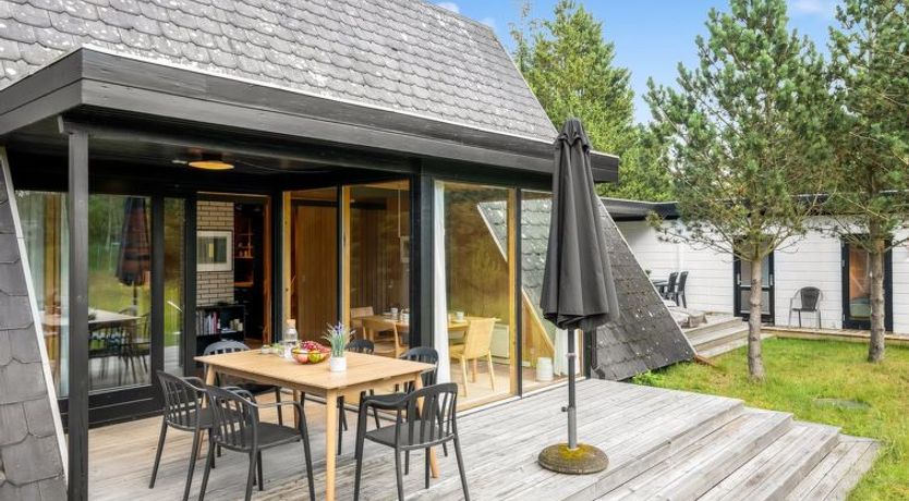 Photo of "Peta" - 1.6km from the sea